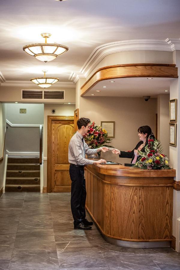 Gullane'S Hotel Ballinasloe Exteriör bild