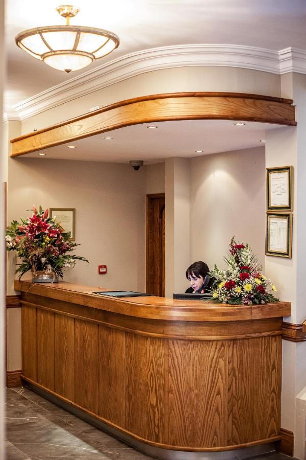 Gullane'S Hotel Ballinasloe Exteriör bild