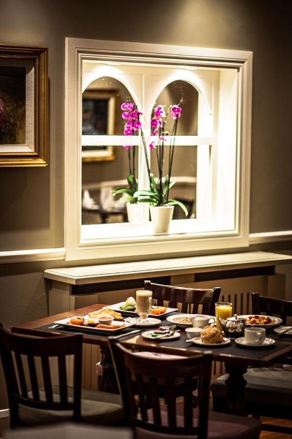 Gullane'S Hotel Ballinasloe Exteriör bild